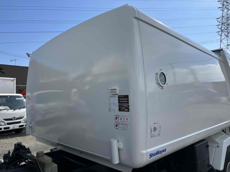 中古塵芥車(パッカー車) 三菱ふそう キャンター