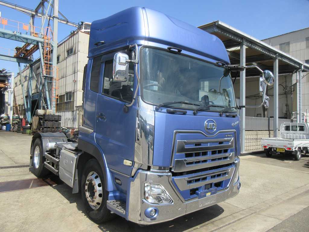 中古トラクタ UDトラックス クオン