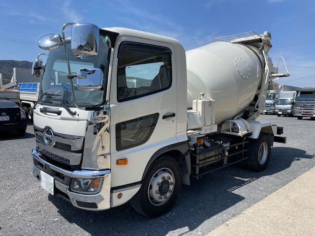 中古ミキサー車(生コン車) 日野 レンジャー