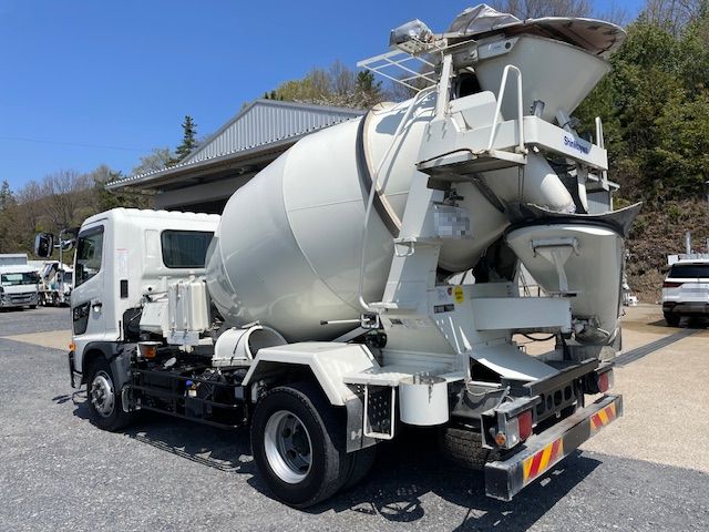 中古ミキサー車(生コン車) 日野 レンジャー