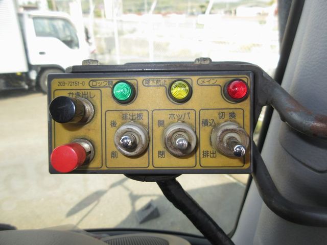 中古塵芥車(パッカー車) 日野 レンジャー