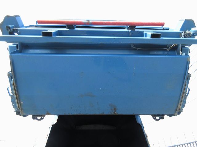 中古塵芥車(パッカー車) 日野 レンジャー