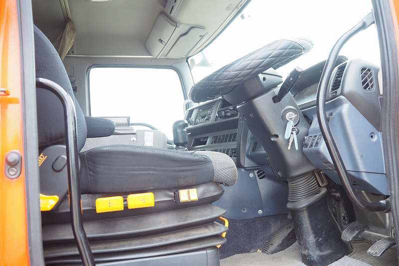 中古トラクタ 日野 プロフィア