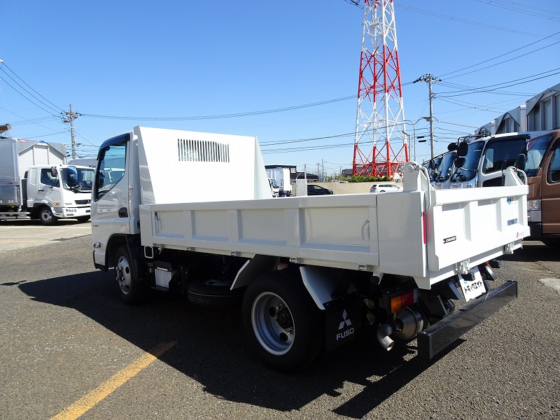 中古ダンプ 三菱ふそう キャンター