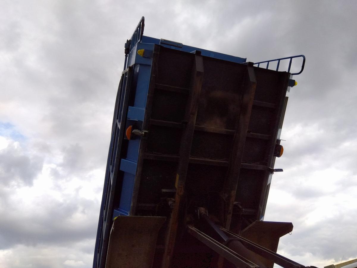 中古深ダンプ 日野 レンジャー