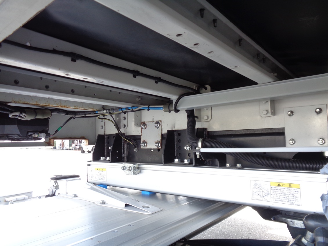 中古アルミウィング UDトラックス コンドル