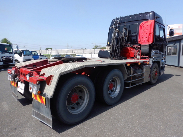 中古トラクタ いすゞ ギガ