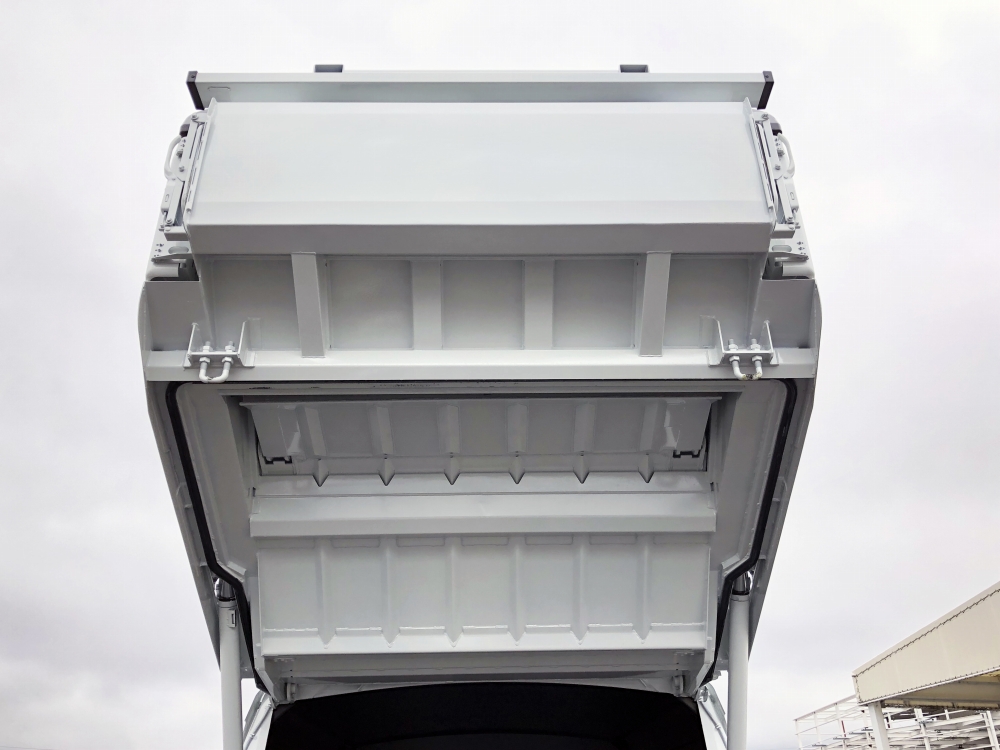 中古塵芥車(パッカー車) 三菱ふそう キャンター