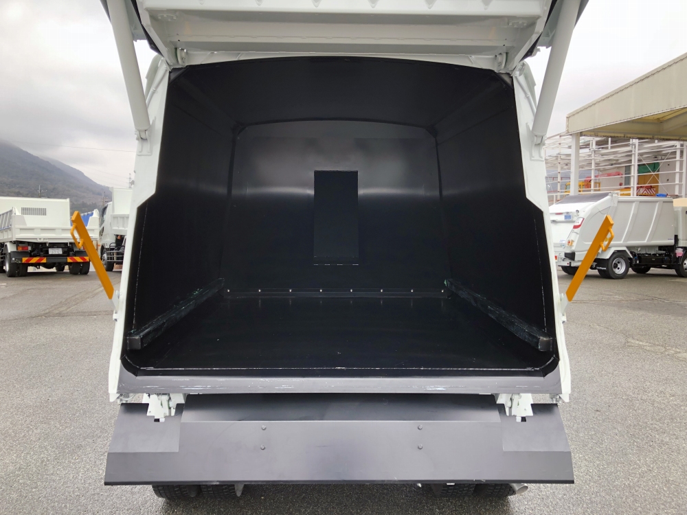 中古塵芥車(パッカー車) 三菱ふそう キャンター