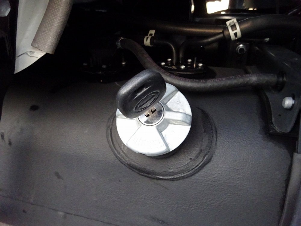 中古平ボディ 日野 デュトロ