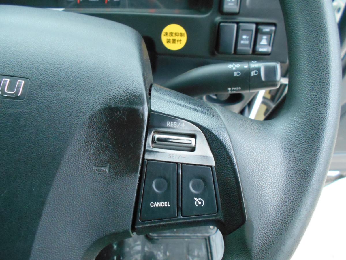 中古トラクタ いすゞ ギガ