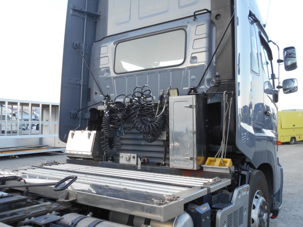 中古トラクタ 日野 プロフィア