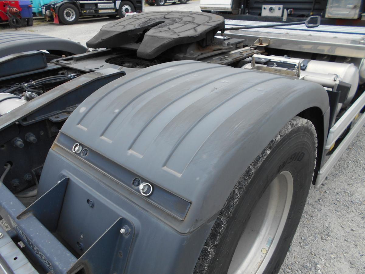 中古トラクタ 日野 プロフィア