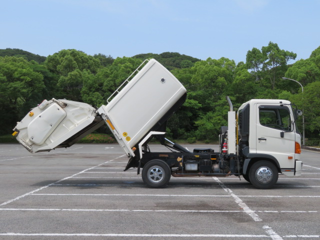 中古塵芥車(パッカー車) 日野 レンジャー