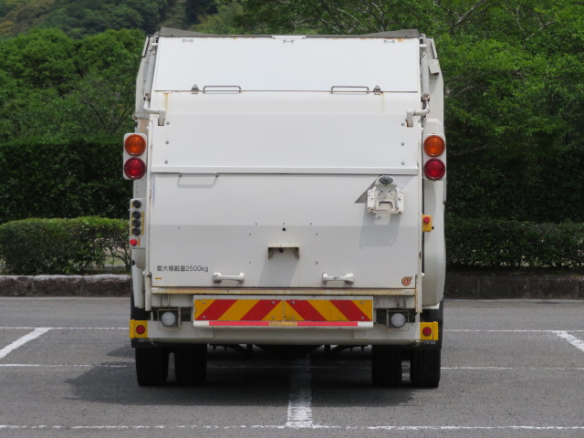 中古塵芥車(パッカー車) 日野 レンジャー