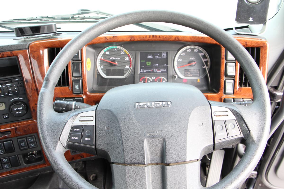 中古トレーラー いすゞ ギガ