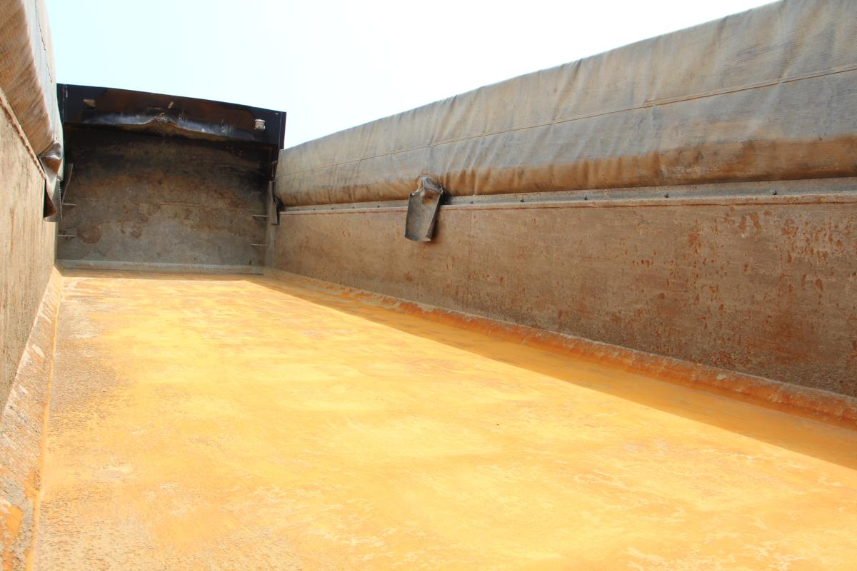 中古トレーラー いすゞ ギガ