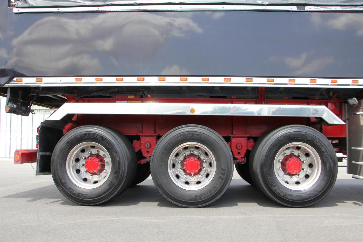 中古トレーラー いすゞ ギガ