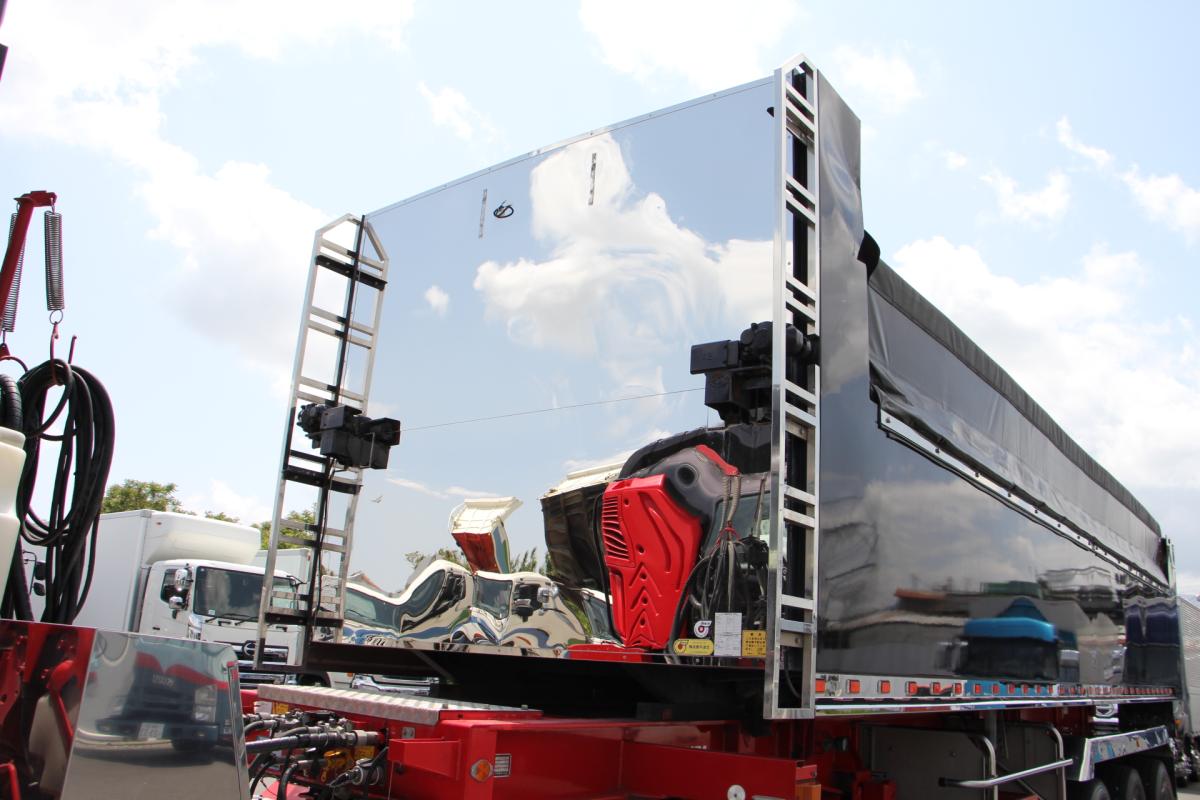 中古トレーラー いすゞ ギガ