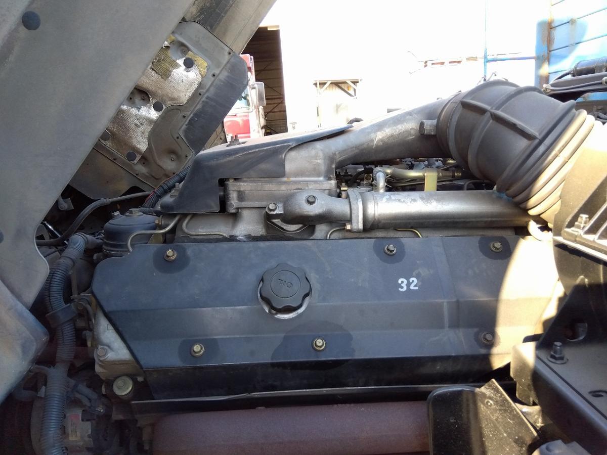 中古クレーン UDトラックス ビッグサム