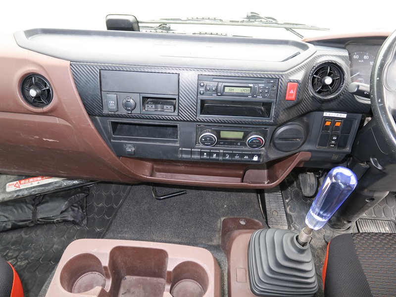 中古タンクローリー 日野 レンジャー