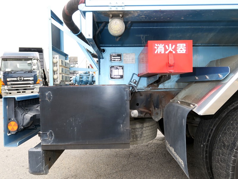 中古タンクローリー 日野 レンジャー