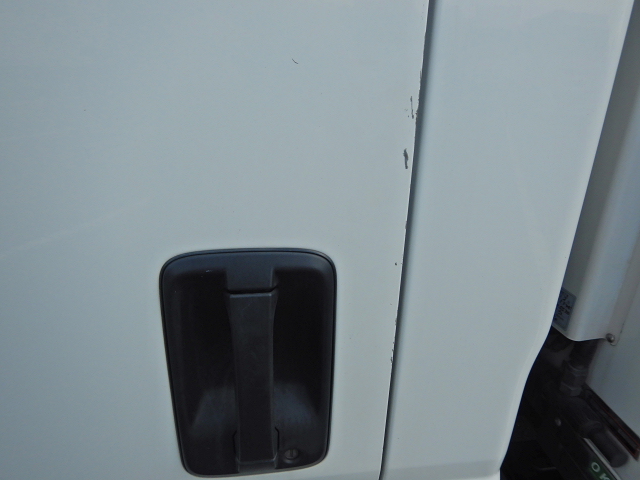 中古冷凍バン いすゞ エルフ