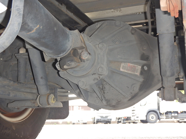 中古冷凍バン いすゞ エルフ