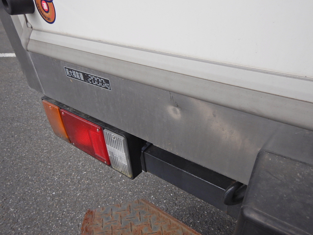 中古冷凍バン いすゞ エルフ