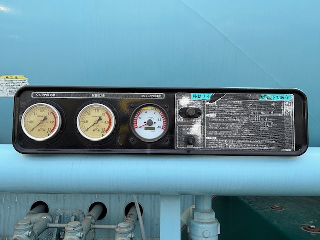 中古粉粒体運搬車 日野 プロフィア