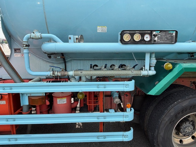 中古粉粒体運搬車 日野 プロフィア