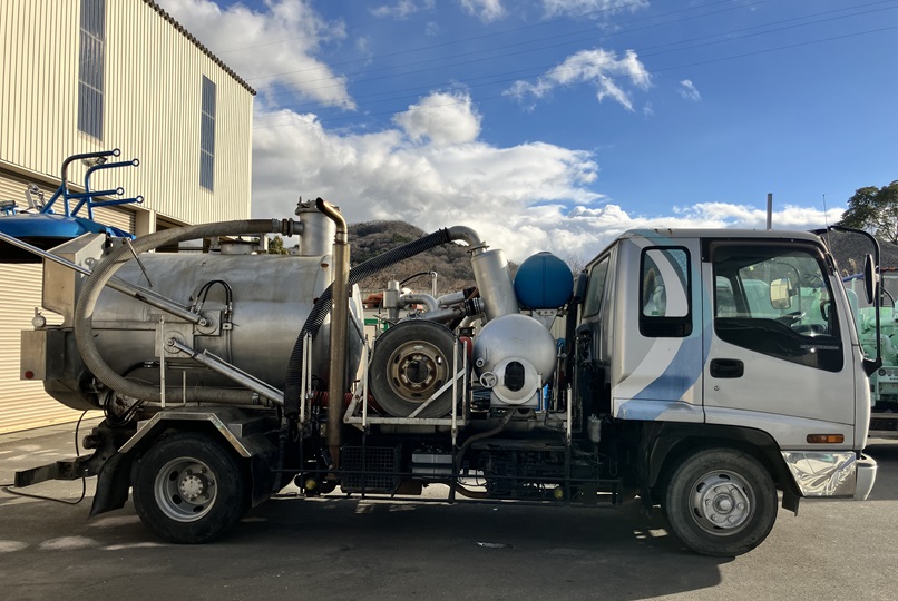 中古清掃車 いすゞ フォワード