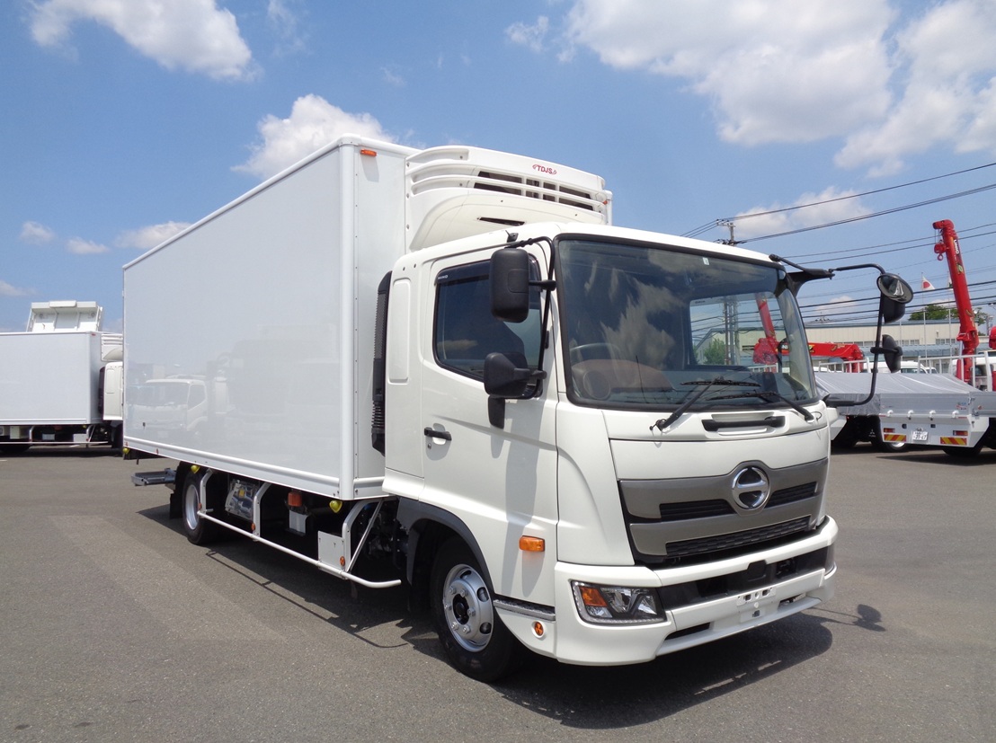 中古冷凍バン 日野 レンジャー