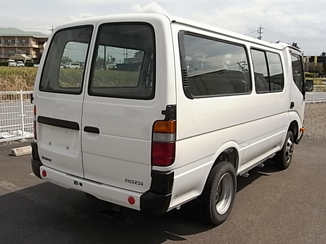 中古ルートバン トヨタ ダイナ