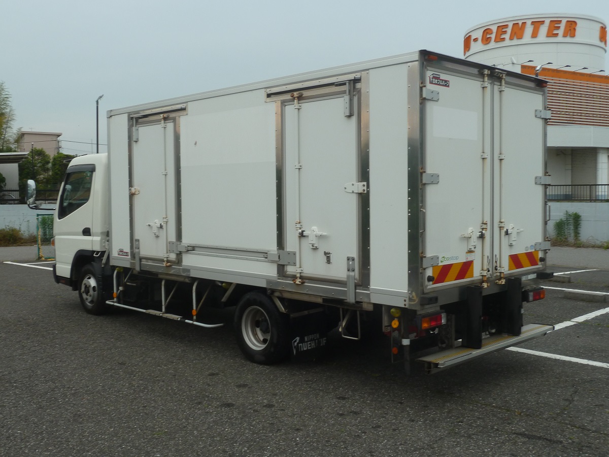 中古冷凍バン 三菱ふそう キャンター