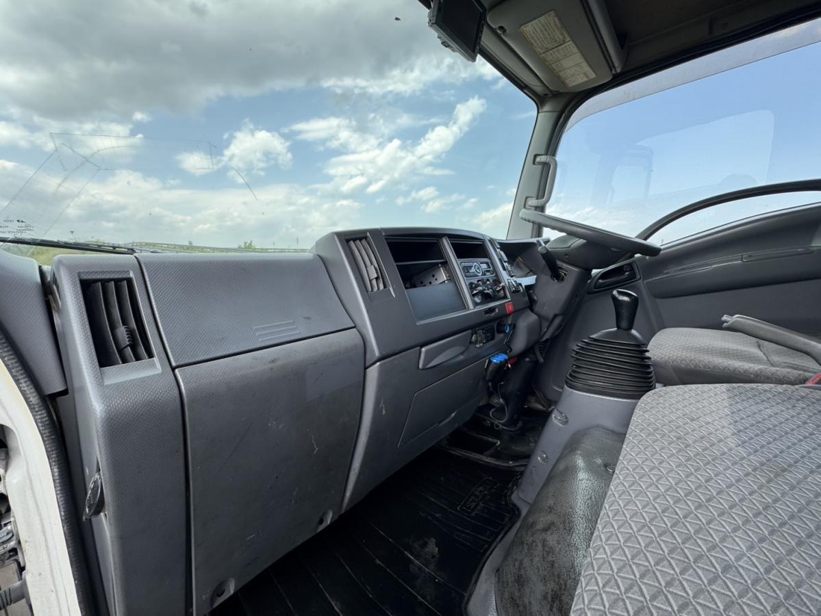 中古平ボディ いすゞ 