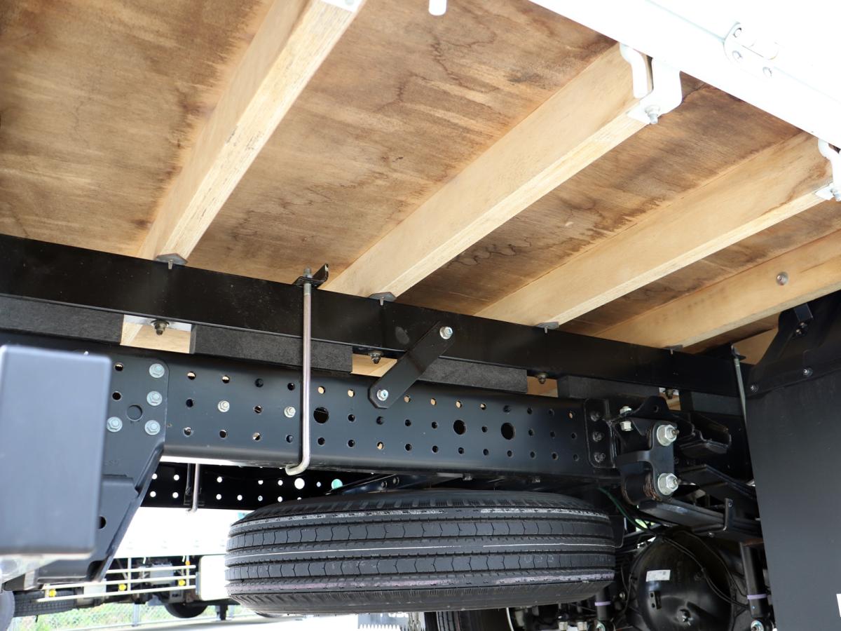 中古平ボディ 三菱ふそう キャンター