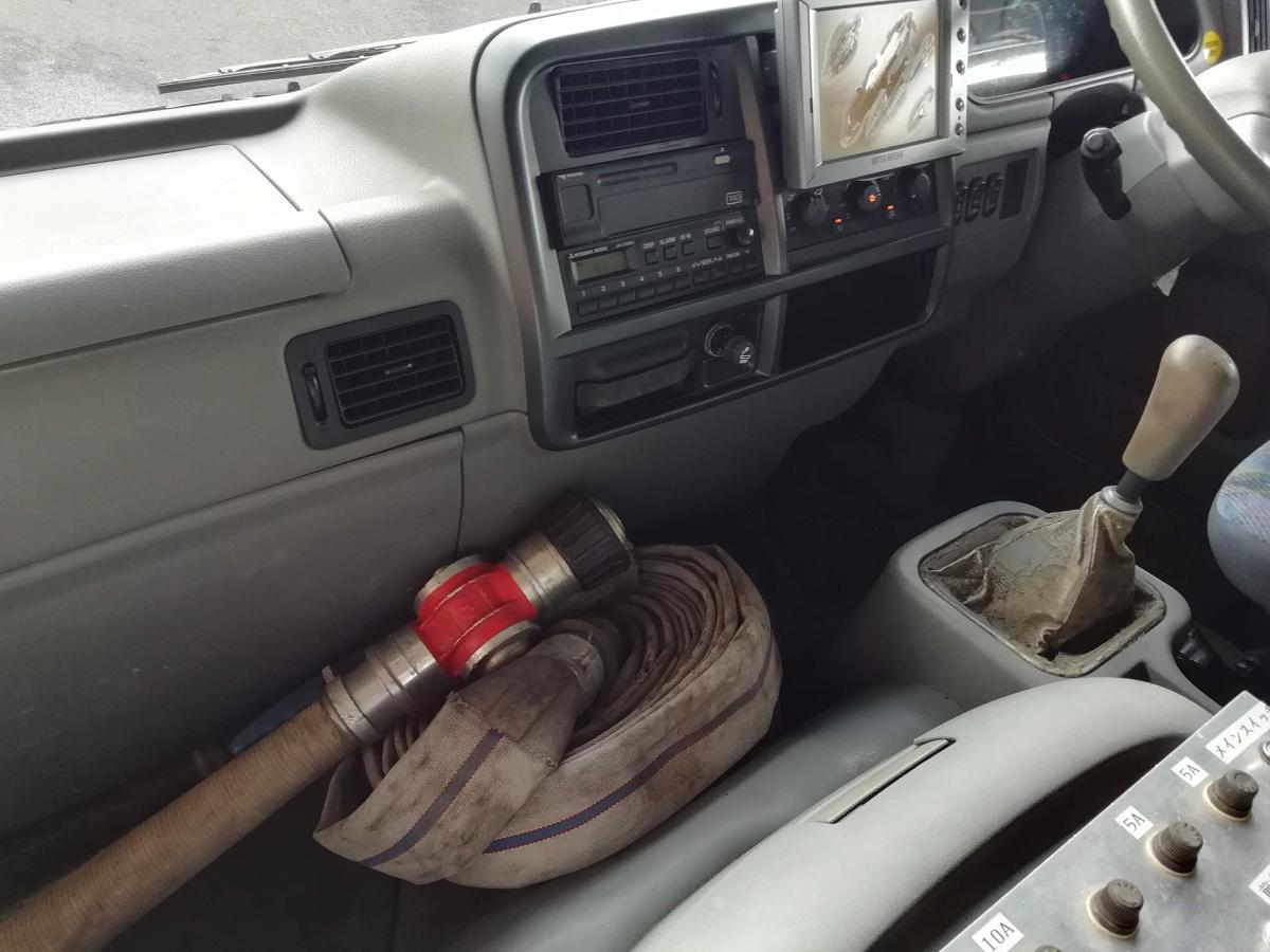中古散水車 三菱ふそう ファイター