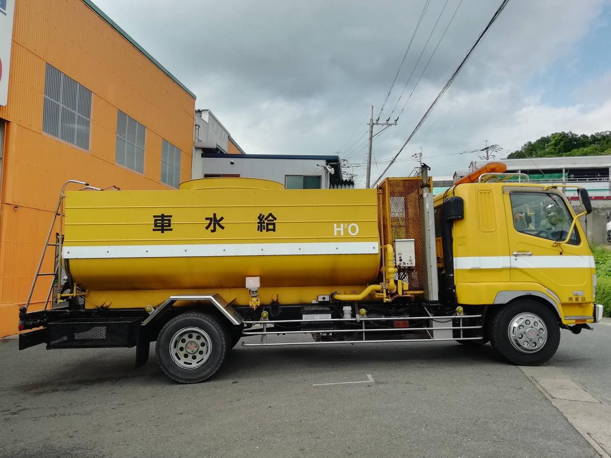 中古散水車 三菱ふそう ファイター