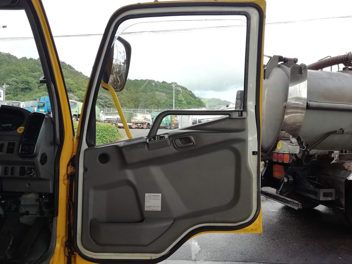 中古散水車 三菱ふそう ファイター