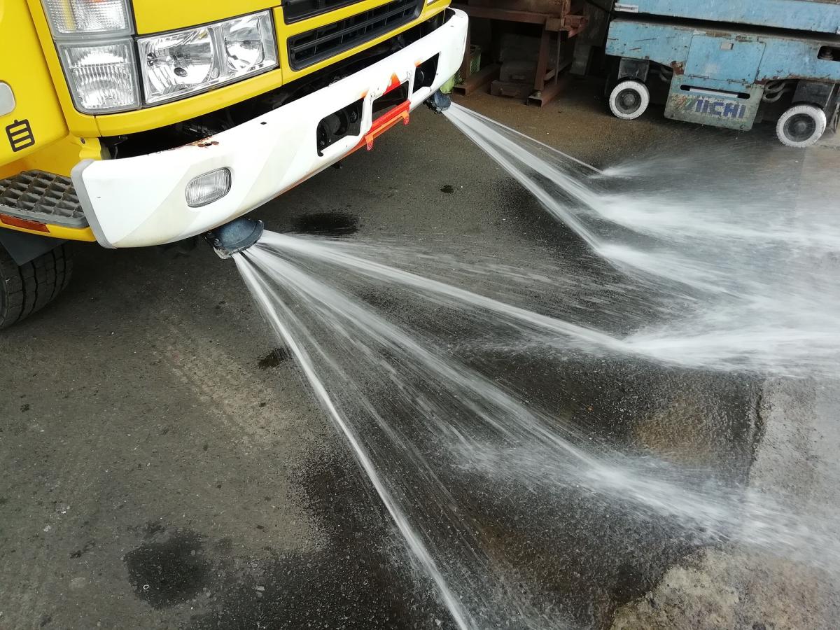 中古散水車 三菱ふそう ファイター