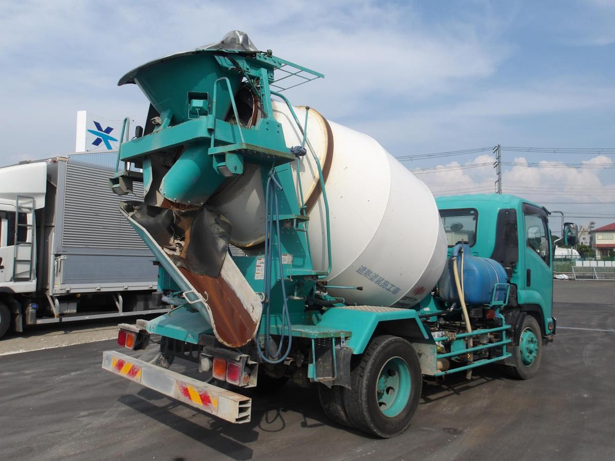 中古ミキサー車(生コン車) いすゞ フォワード