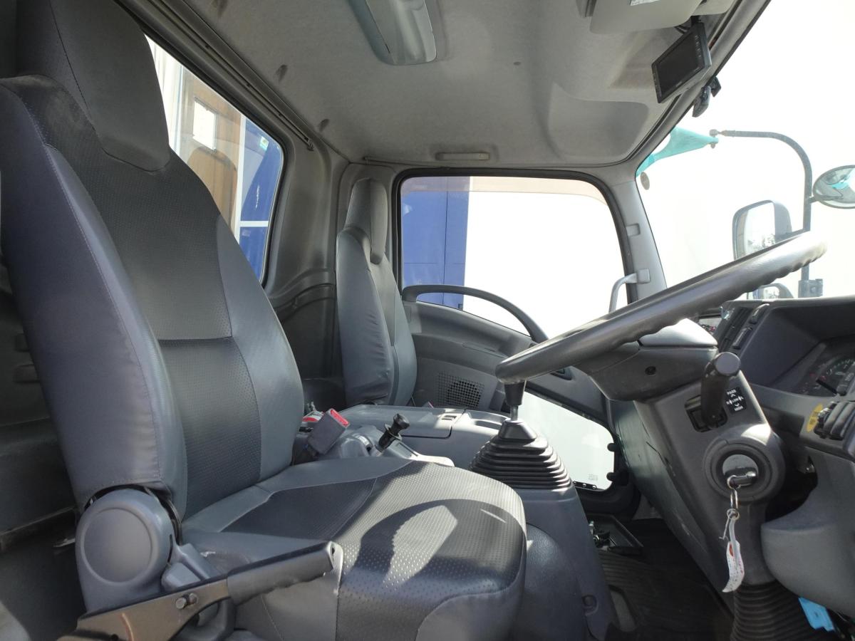 中古ミキサー車(生コン車) いすゞ フォワード