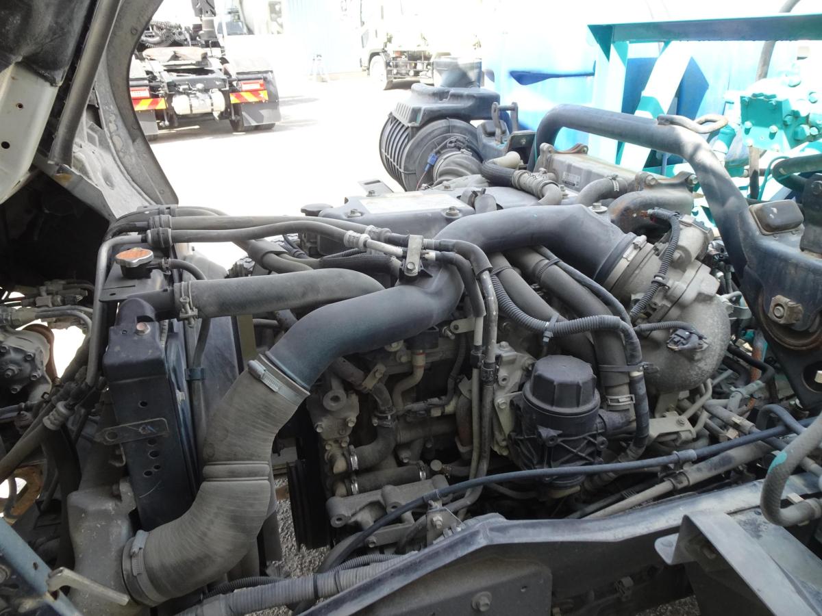 中古ミキサー車(生コン車) いすゞ フォワード