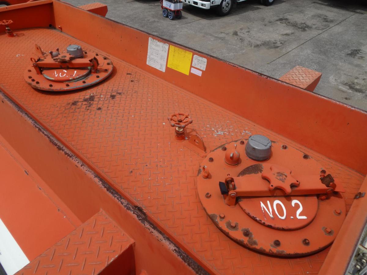 中古タンクローリー 三菱ふそう キャンター