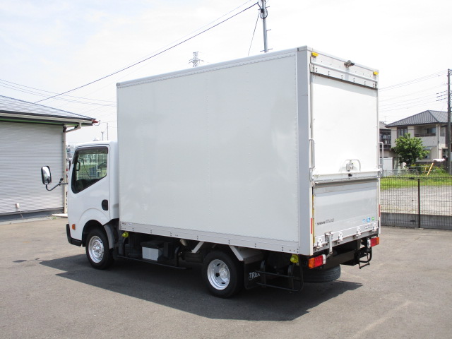 中古アルミバン ニッサン アトラス