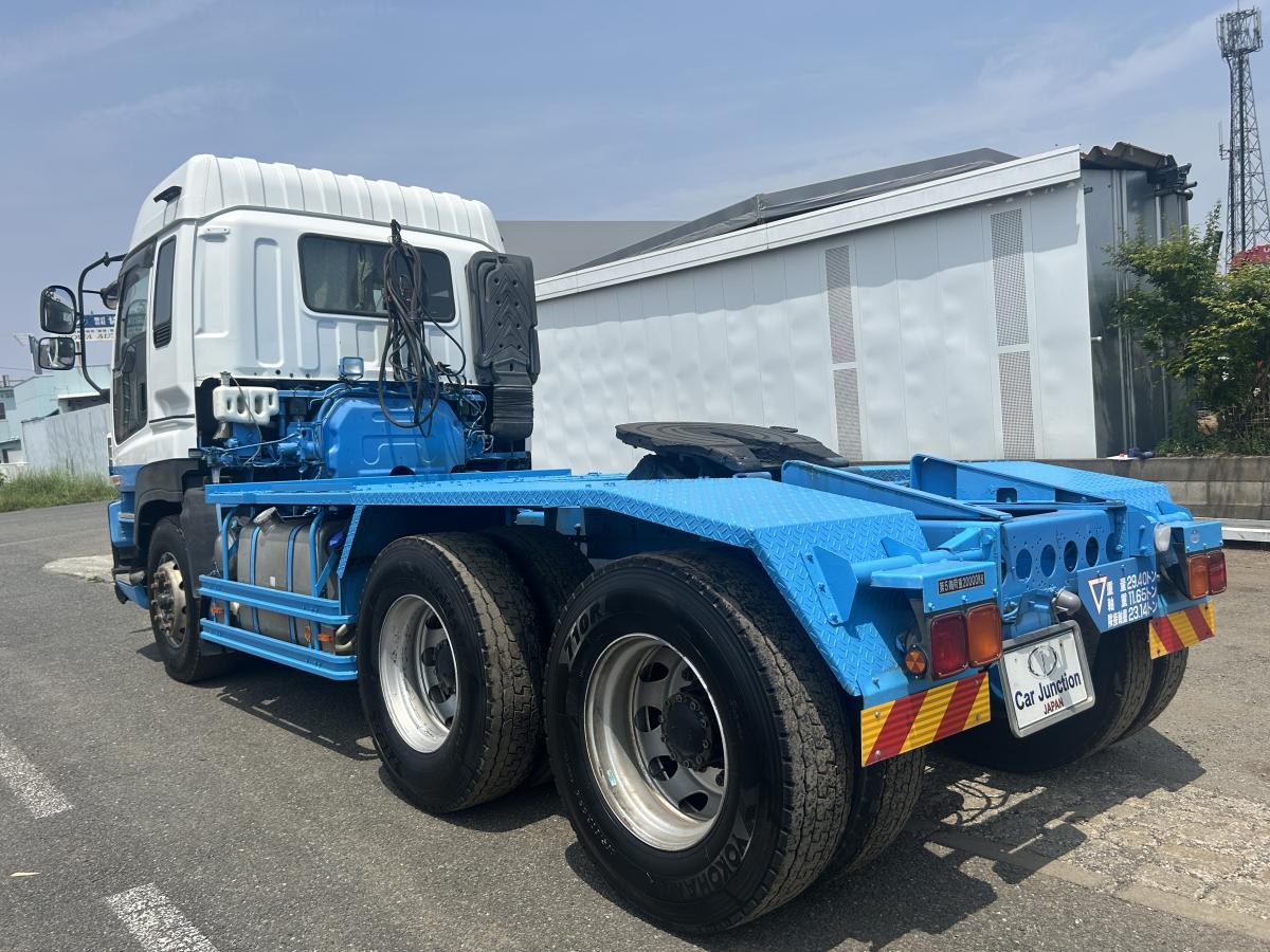 中古トラクタ いすゞ ギガ