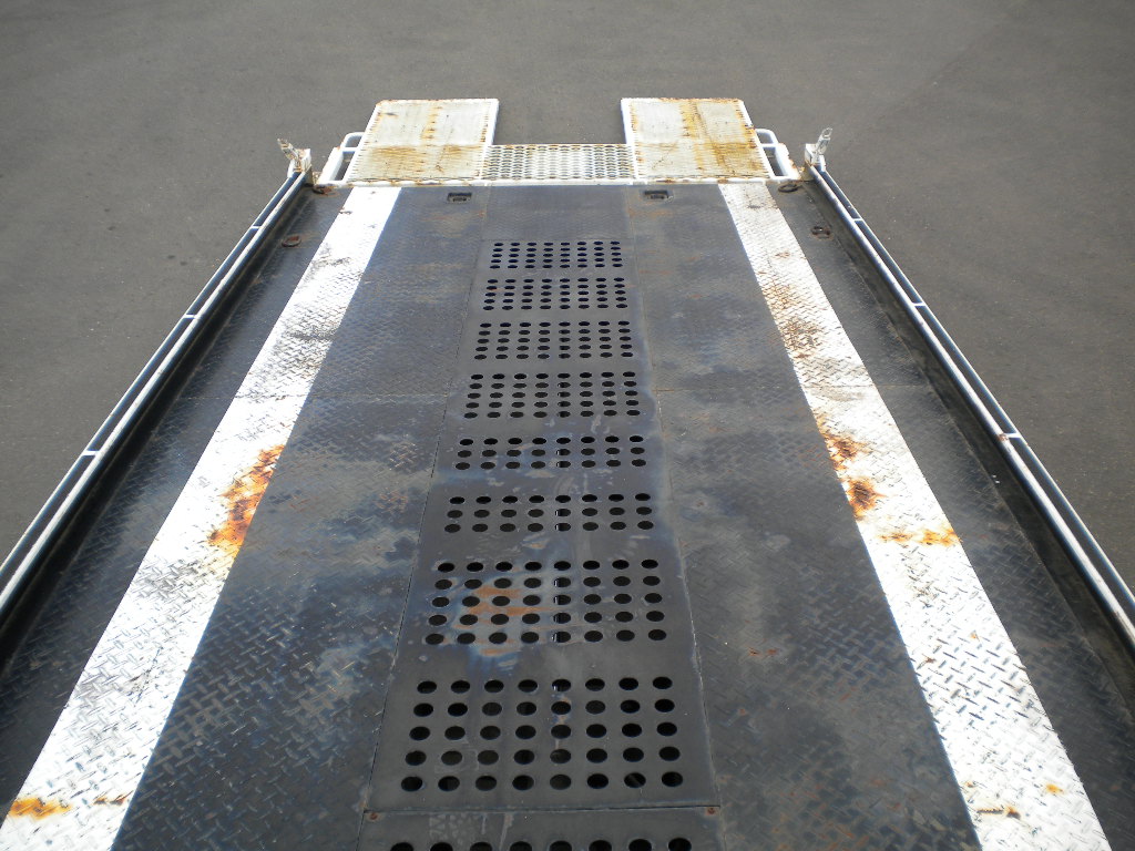 中古キャリアカー(積載車) いすゞ エルフ