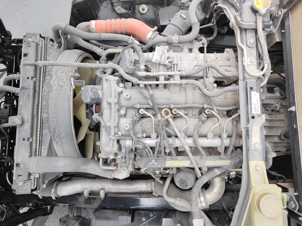 中古平ボディ 三菱ふそう キャンター