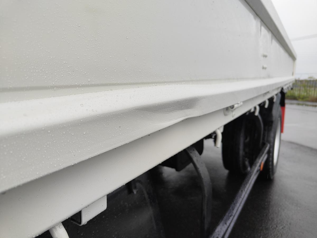 中古平ボディ 三菱ふそう キャンター